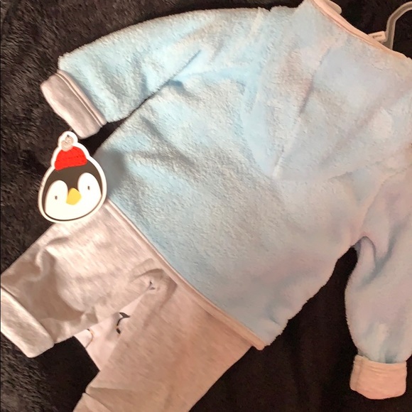 Little Beginnings 3piece Set 3-6M 💙🤍 - Picture 2 of 4